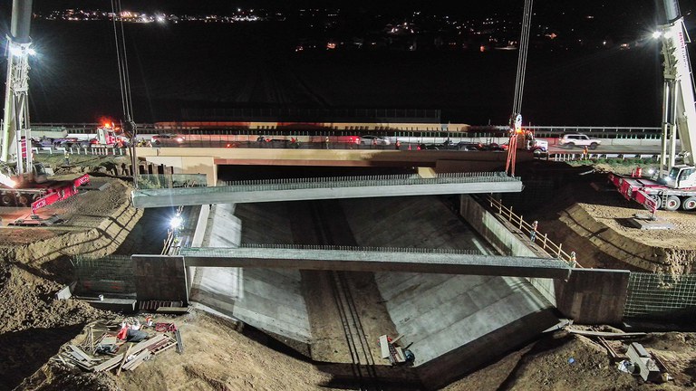 Bridge work at night on I-25