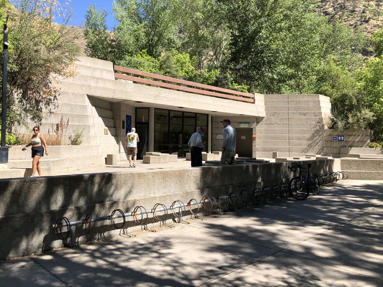 Grizzly Creek rest area front view featuring bike racks by the entrance