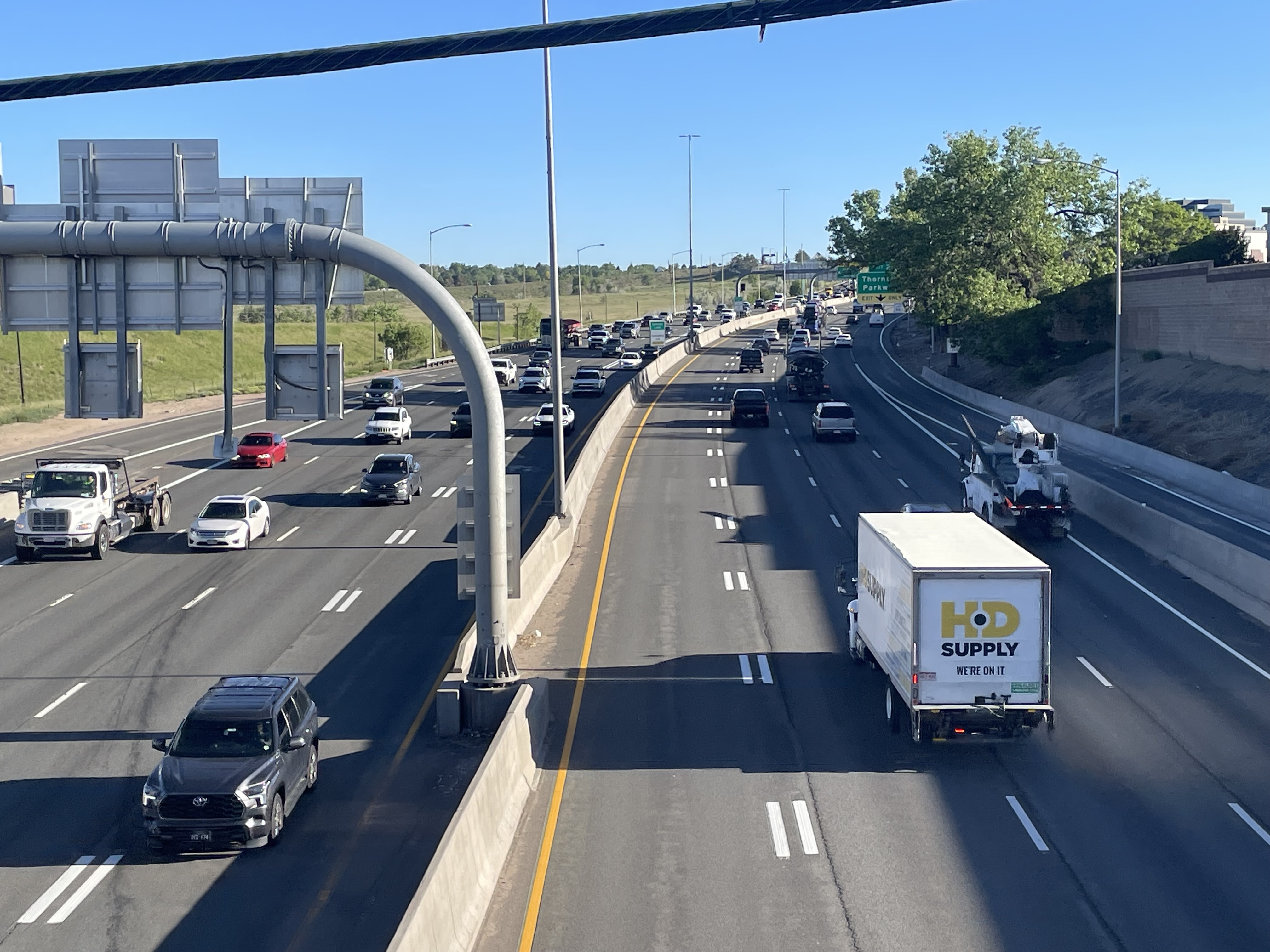 traffic_on_I-25_and_88th_avenue.jpg detail image