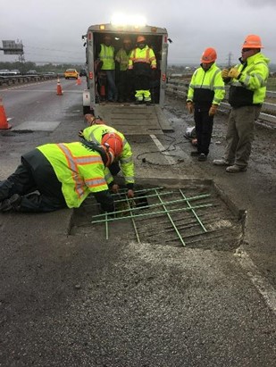 Emergency maintenance activities to fix the failure cause significant safety concerns to workers and lengthy travel delays to the traveling public. detail image