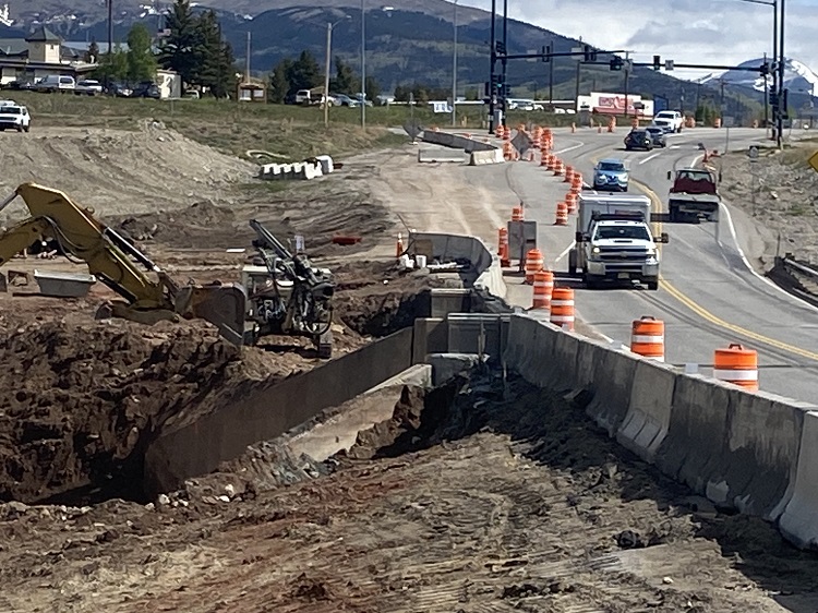 View of traffic devices and barrier in place on US 285 at the bridge Photo Pam Ackerman.jpg detail image