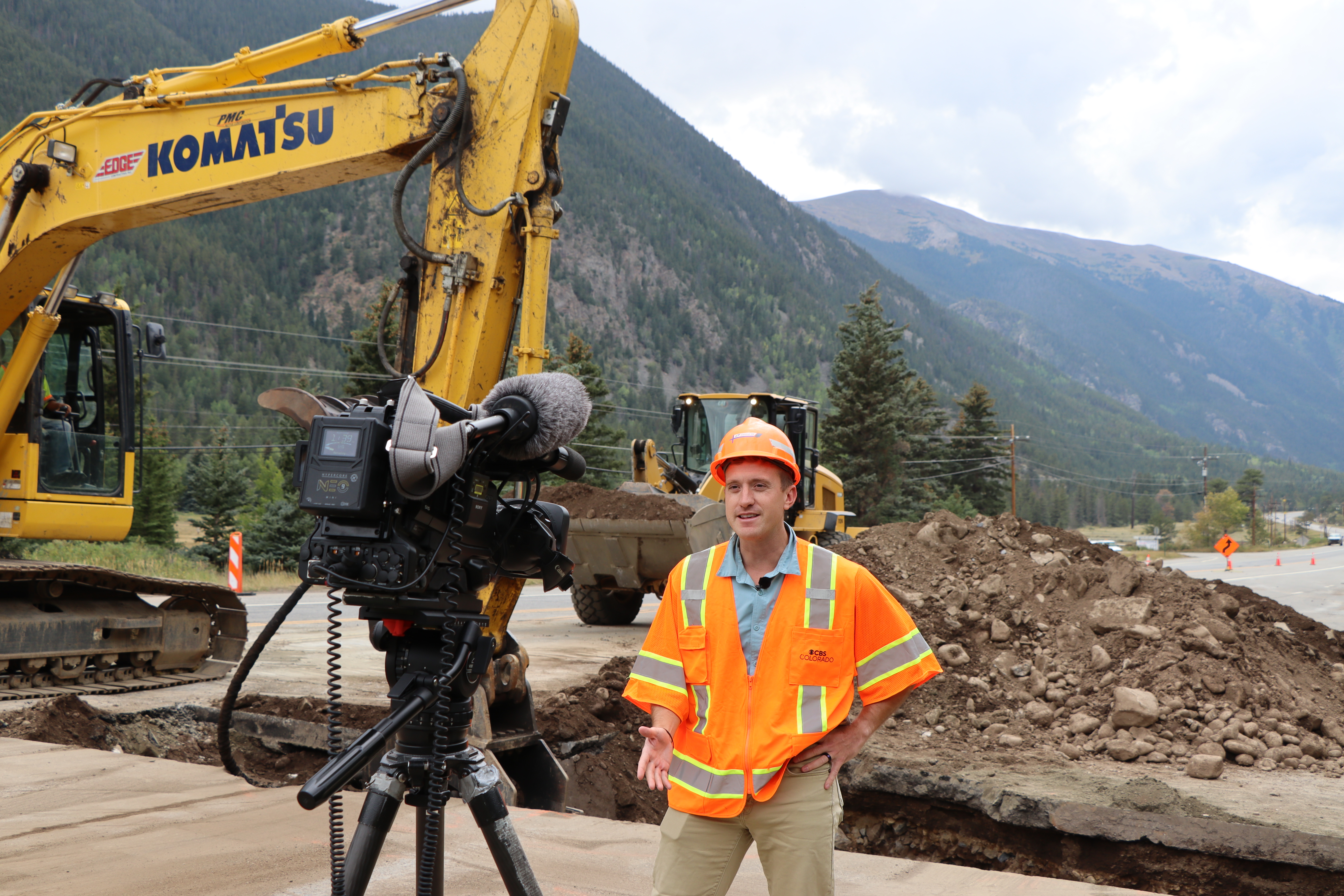 US 40 Resurfacing in Empire - news crew covering project.JPG detail image