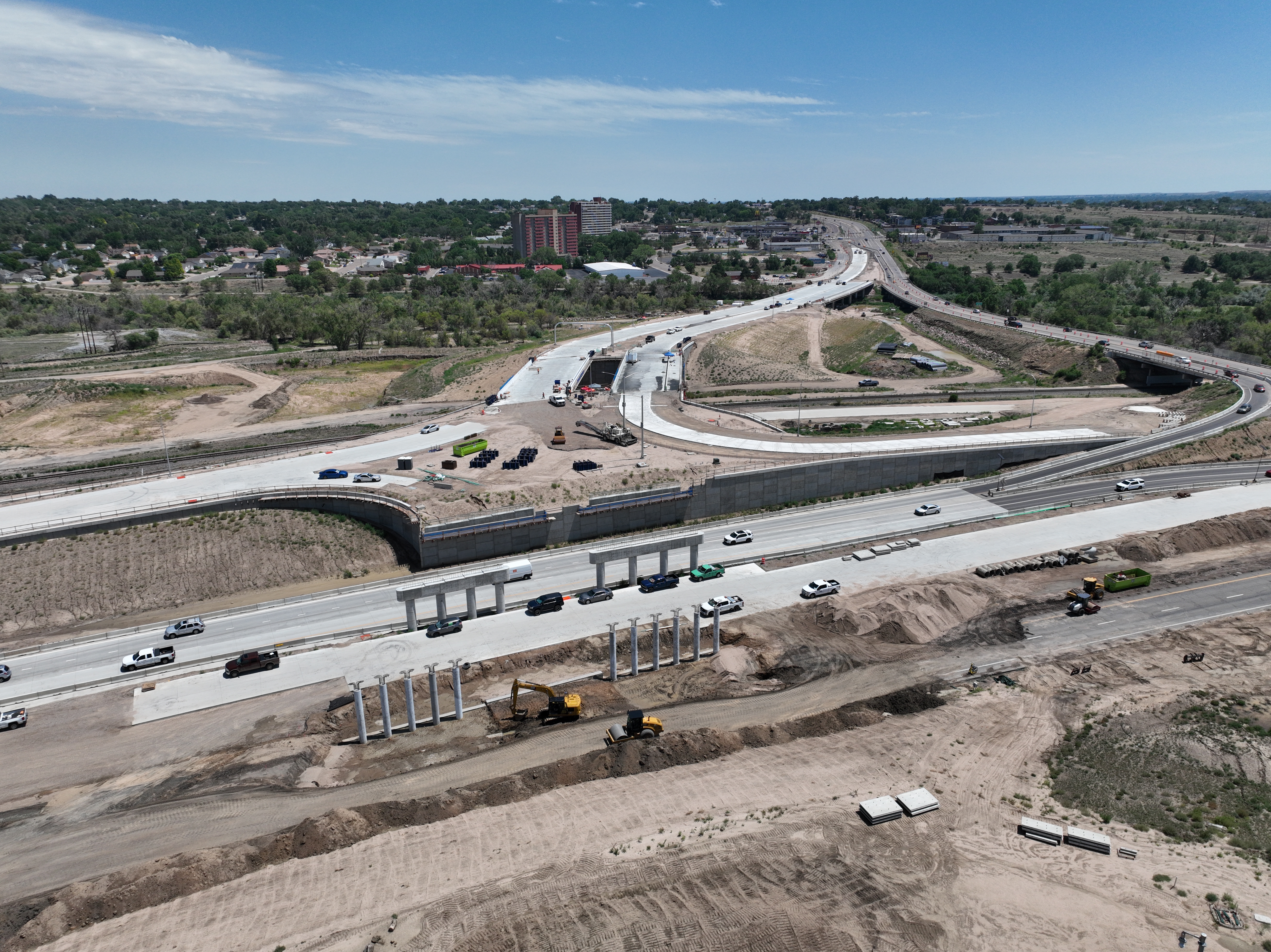 I-25US 50B Interchange US 50B looking to the east July 2026.JPG detail image