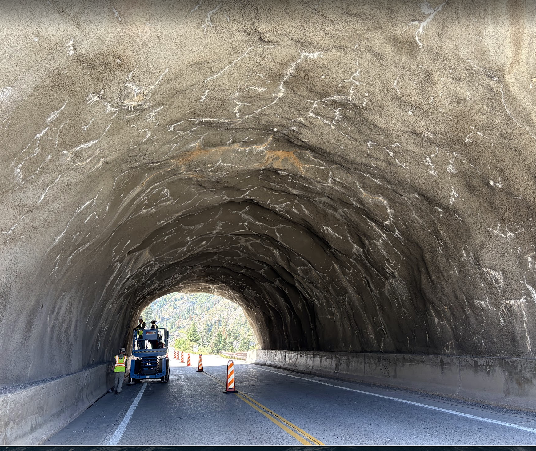 US 550 Retaining Wall and Tunnel Repairs Bear Creek Tunnel crack assessment July2026.png detail image
