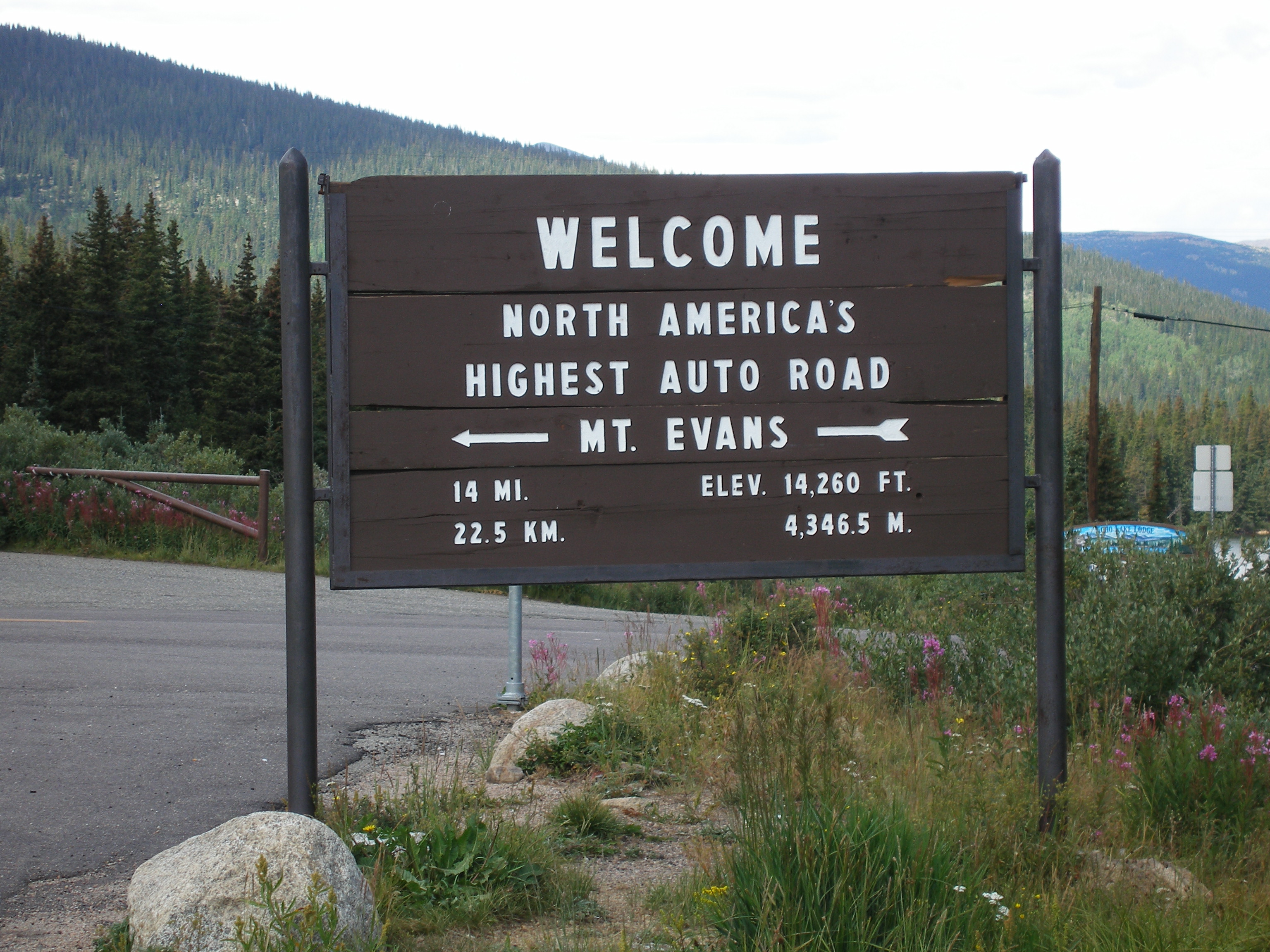 Mt. Evans Road Entrance Sign detail image